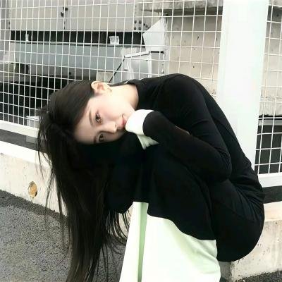 女高汉子 封面