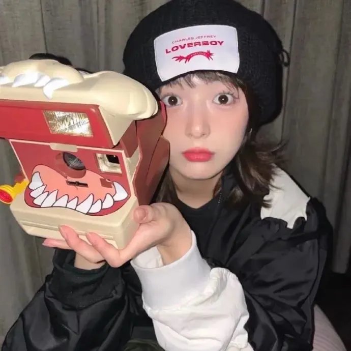 深夜中的企鹅 封面
